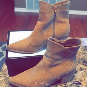 Forever 21 Faux Suede Western Booties